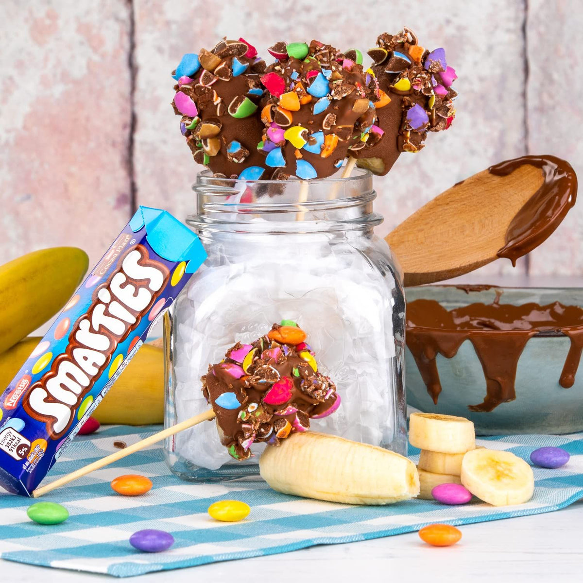 NESTLÉ Smarties® Bonbons Chocolatés, Boîte de 24 tubes