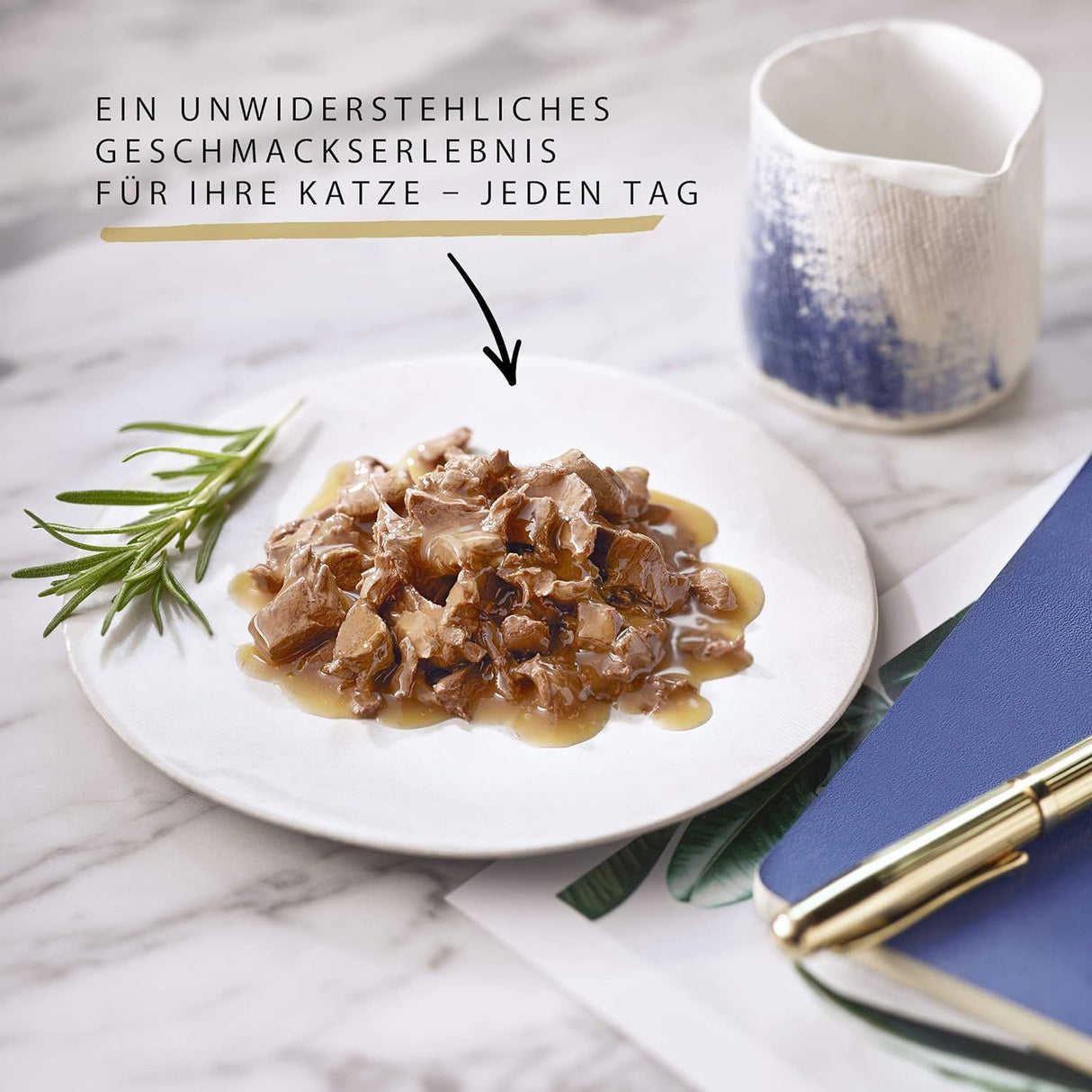 GOURMET Perle Erlesene Streifen mit Gemüse - Exotics Katzenfutter nass, 8er Pack à 85g Dose